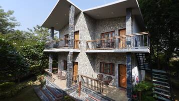 1 bedroom, minibar, desk, soundproofing