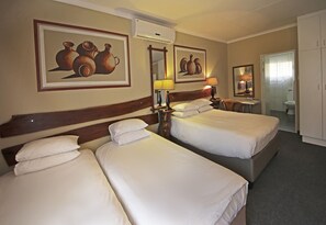 Ropa de cama de alta calidad, escritorio y camas plegables/adicionales