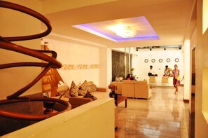 Lobby - Hotel Cockpit Airport Reach (Seeduwa - Katunayake)