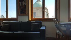 Studio, Stadtblick | Wohnbereich