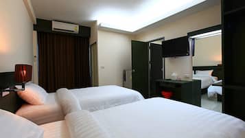 Connecting Room | Rollaway beds, free WiFi