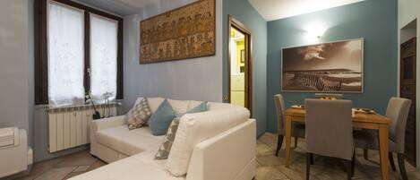 Apartment, 1 Bedroom | Living area