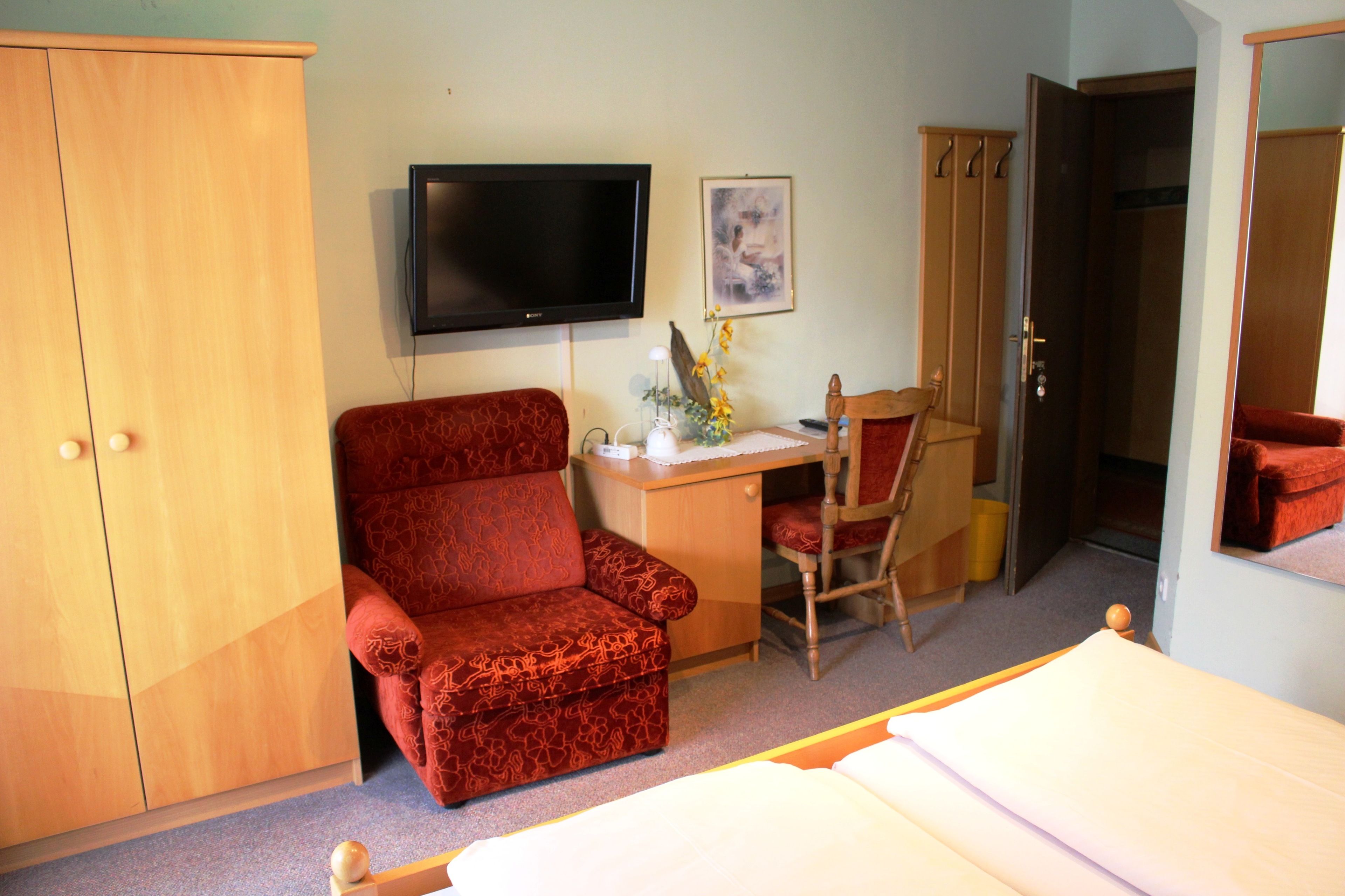 double room | in-room safe, soundproofing, free wifi, bed sheets