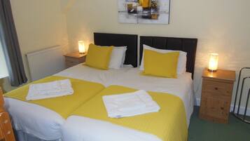 Family Room, Private Bathroom | Egyptian cotton sheets, premium bedding, free WiFi, bed sheets