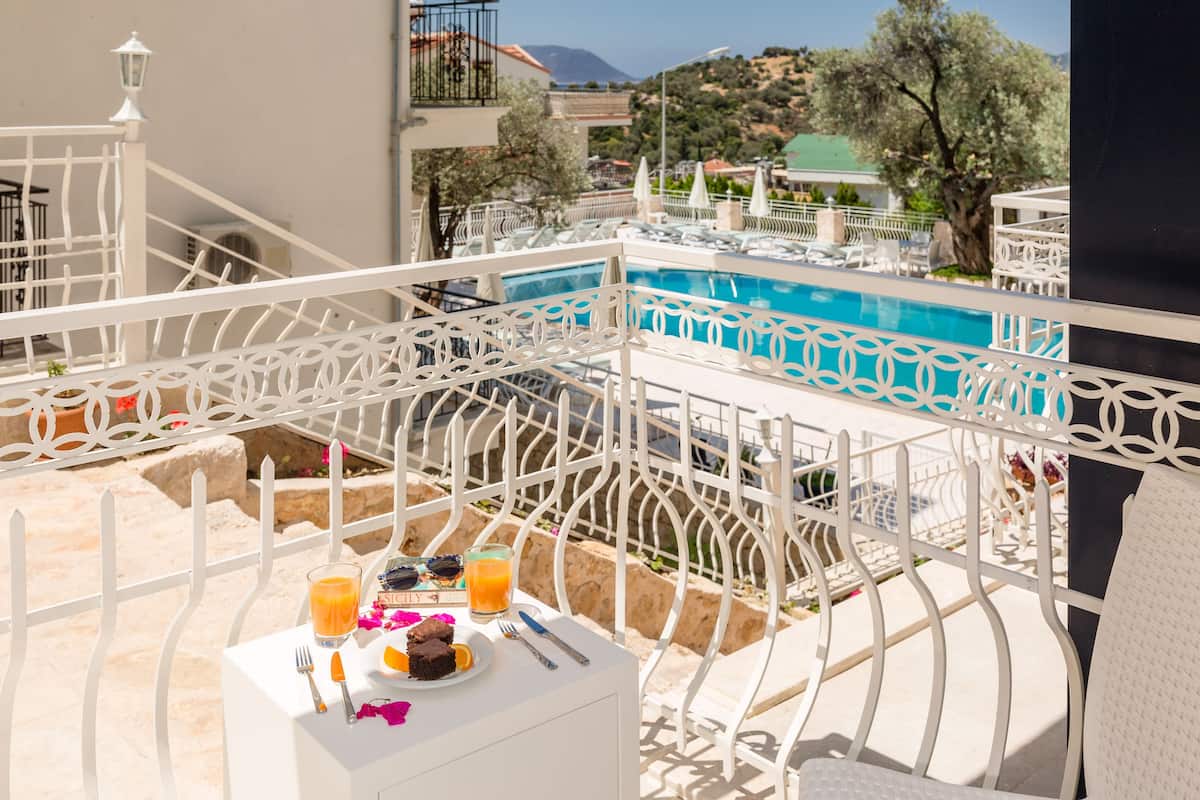 Standard Double Room, Pool View