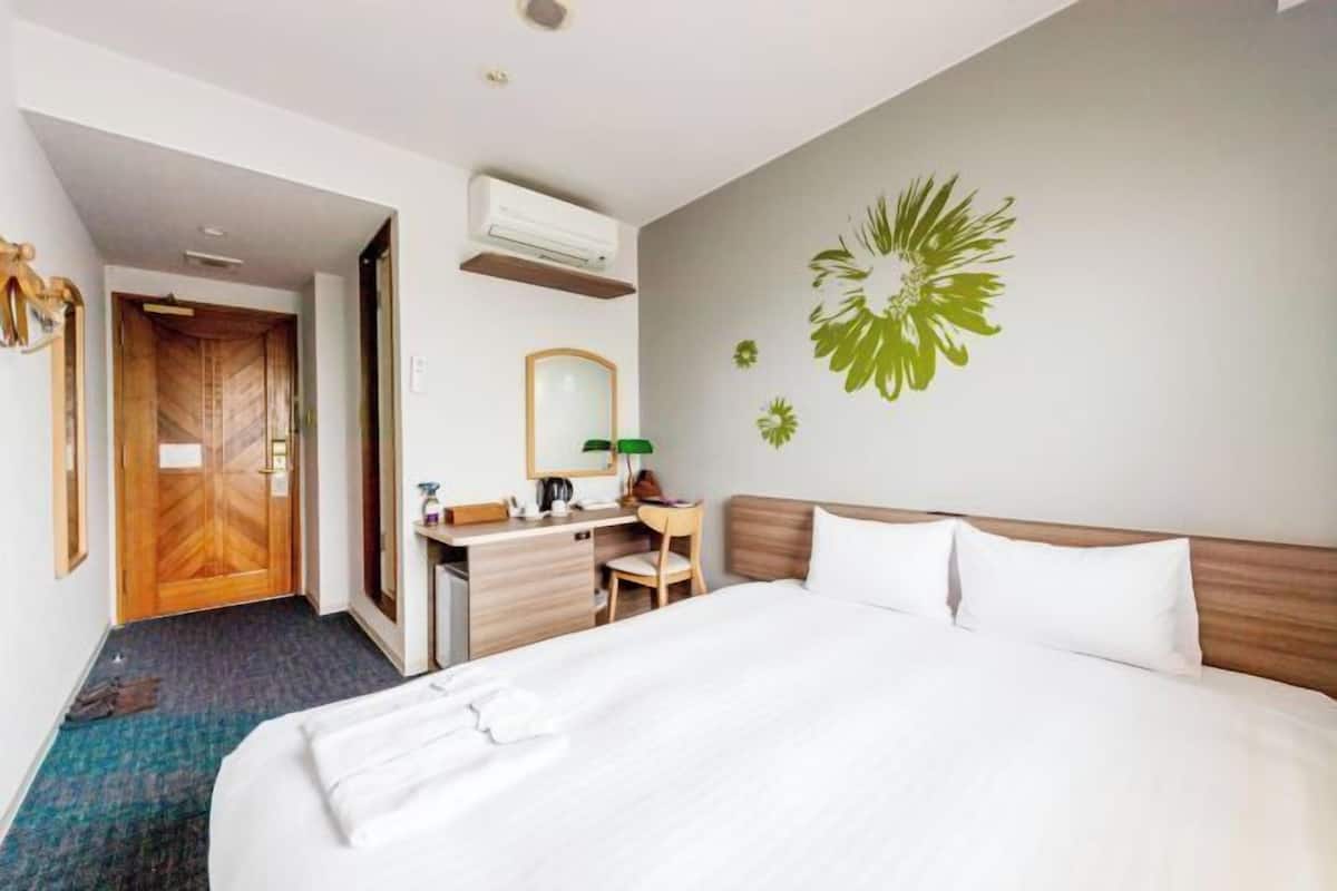 Desk, blackout curtains, iron/ironing board, free WiFi