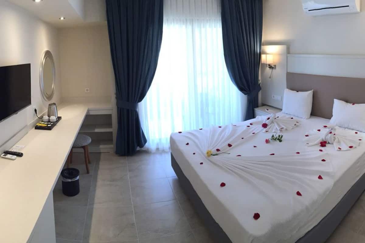 Premium bedding, soundproofing, rollaway beds, free WiFi