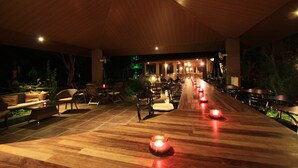 Poolbar