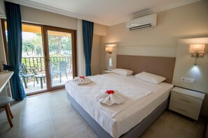 Premium bedding, soundproofing, rollaway beds, free WiFi