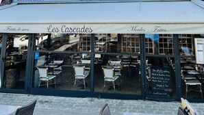 Front of property - Hôtel Restaurant Les Cascades (Honfleur)