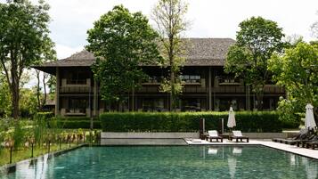 Fachada de la propiedad