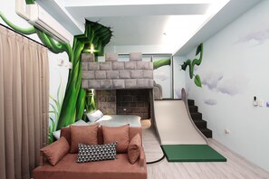 Familiekamer (6-Person) | Verduisterende gordijnen, gratis wifi, beddengoed