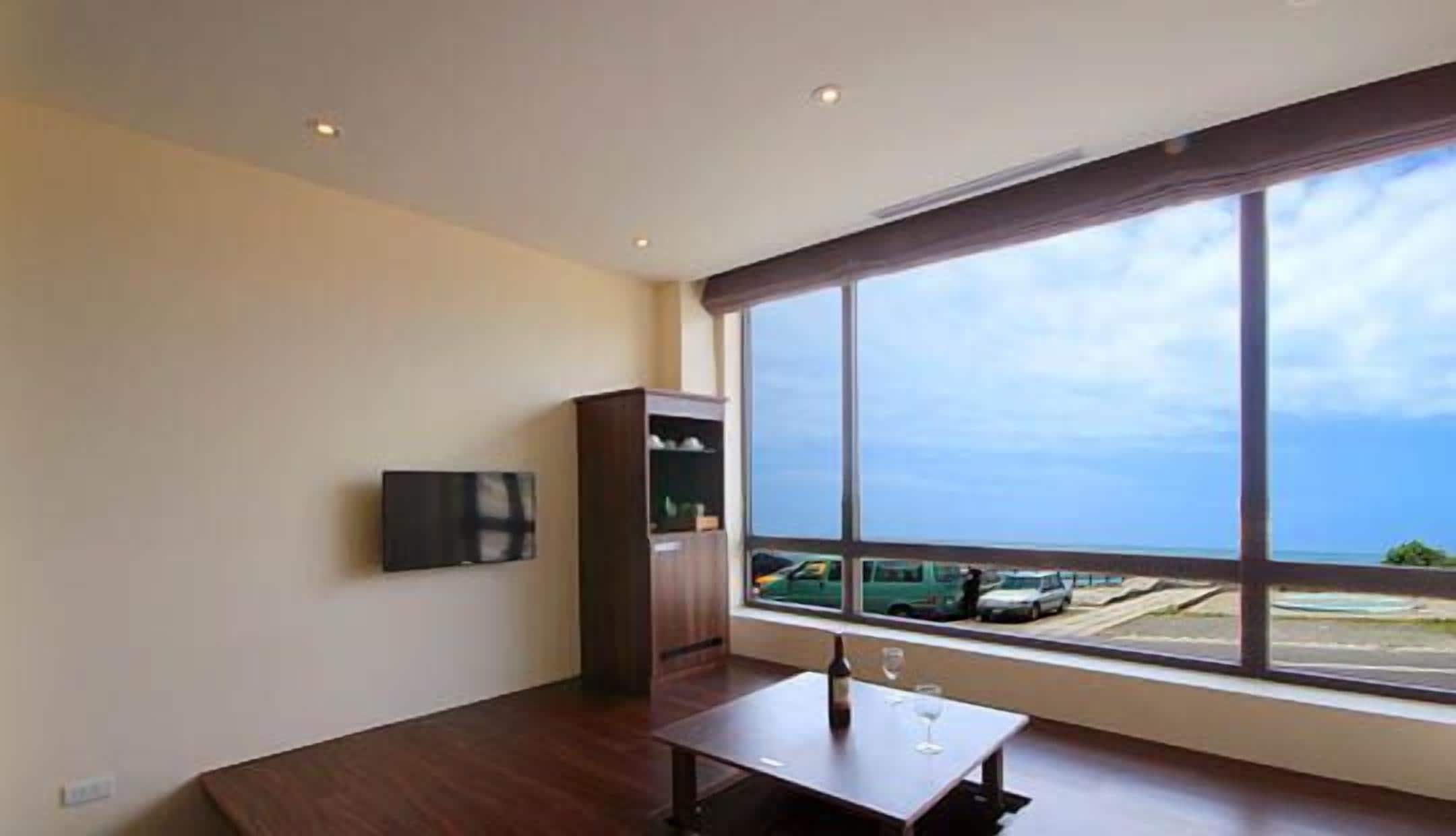 family loft, 1 bedroom, partial ocean view | living area | lcd tv