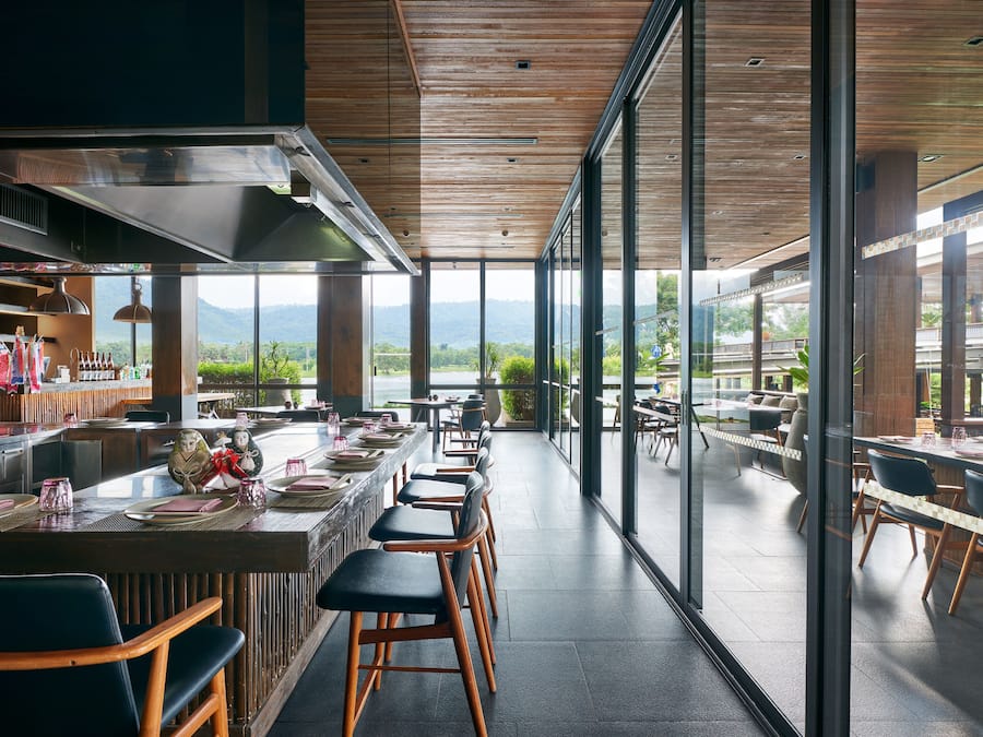 3 restauranter, lunsj og middag serveres, japanske retter