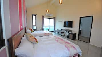 Ropa de cama de alta calidad, cortinas opacas, wifi gratis