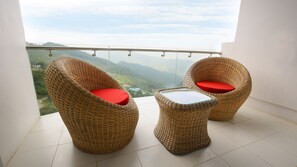 Swiss Bunglow | Terrasse/Patio
