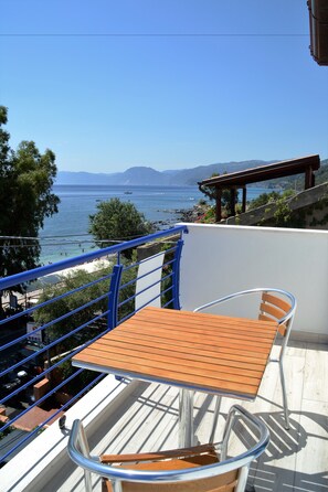 Superior-Doppel- oder -Zweibettzimmer, Meerblick | Balkon