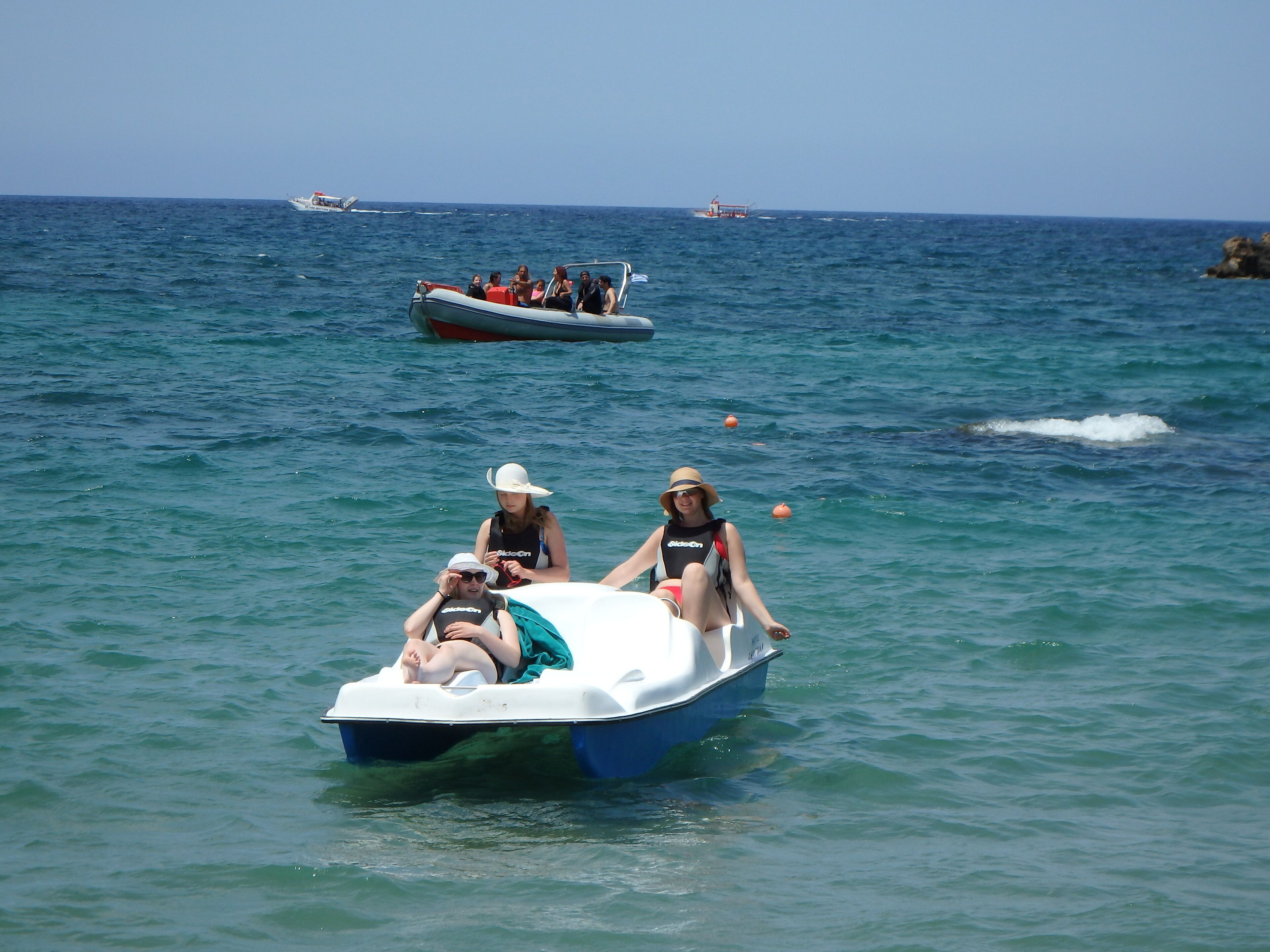 Photo - Christina Beach Hotel