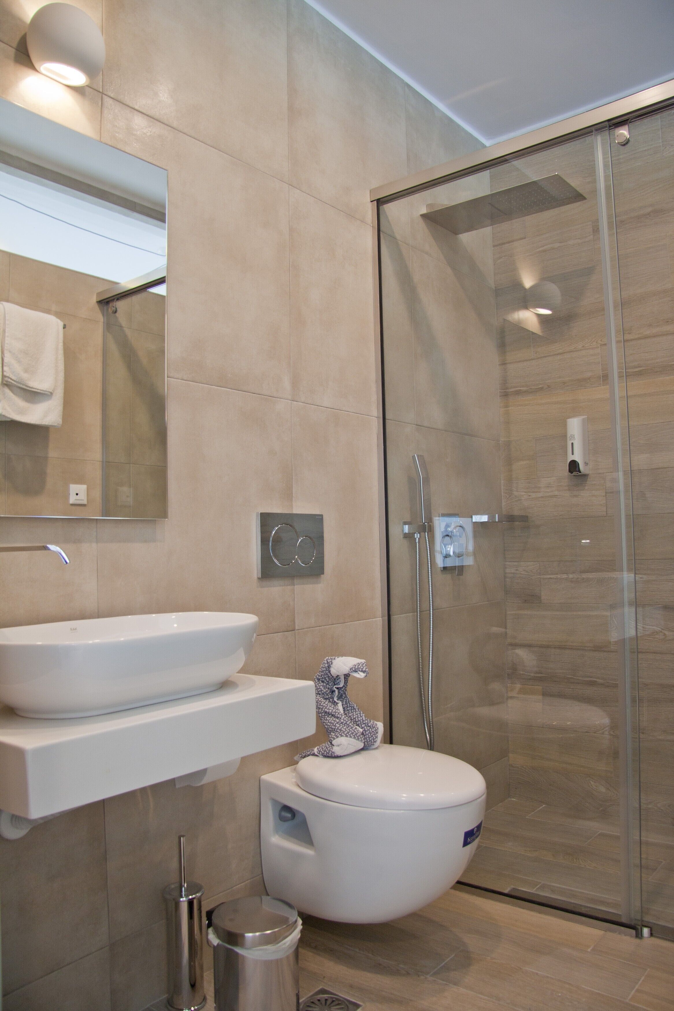 Photo - Christina Beach Hotel