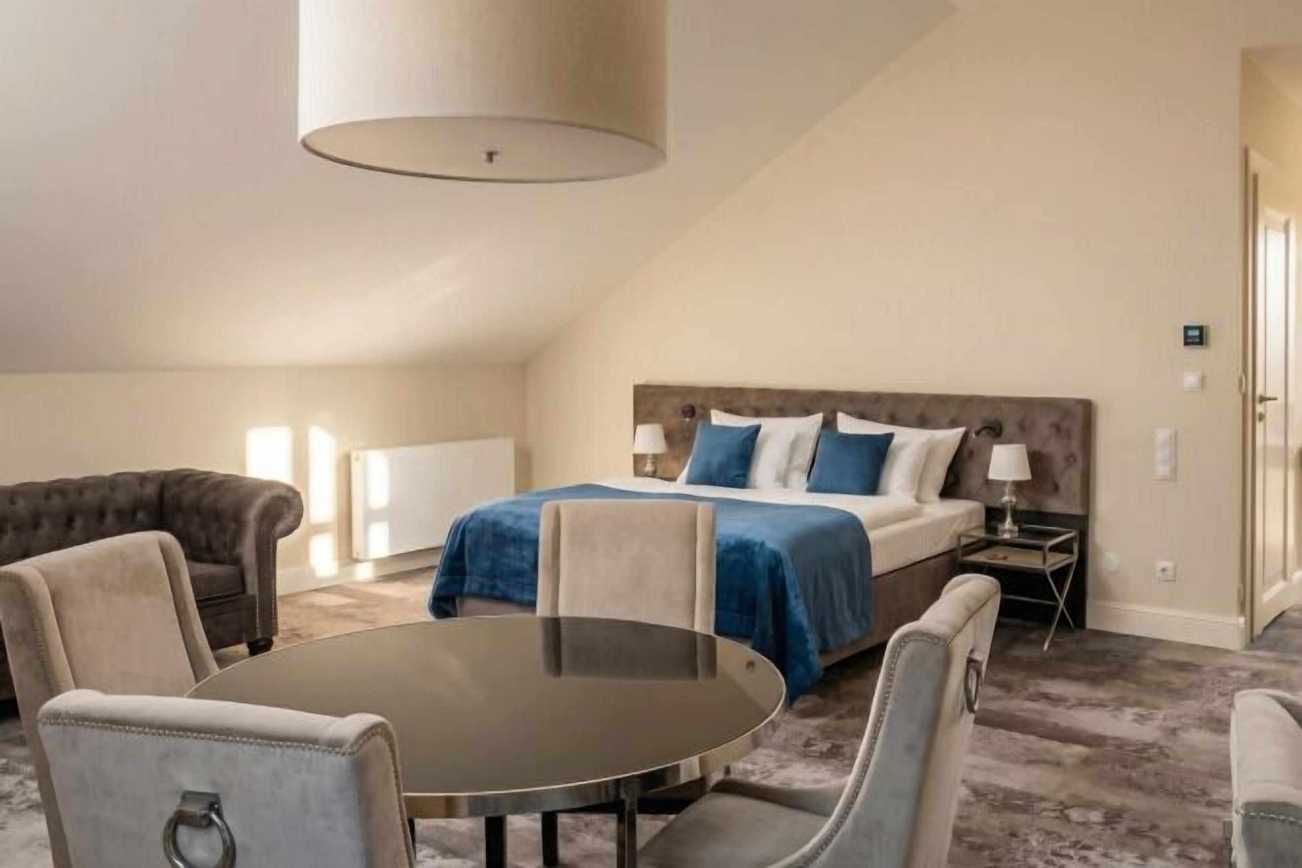 Premium bedding, minibar, in-room safe, individually decorated