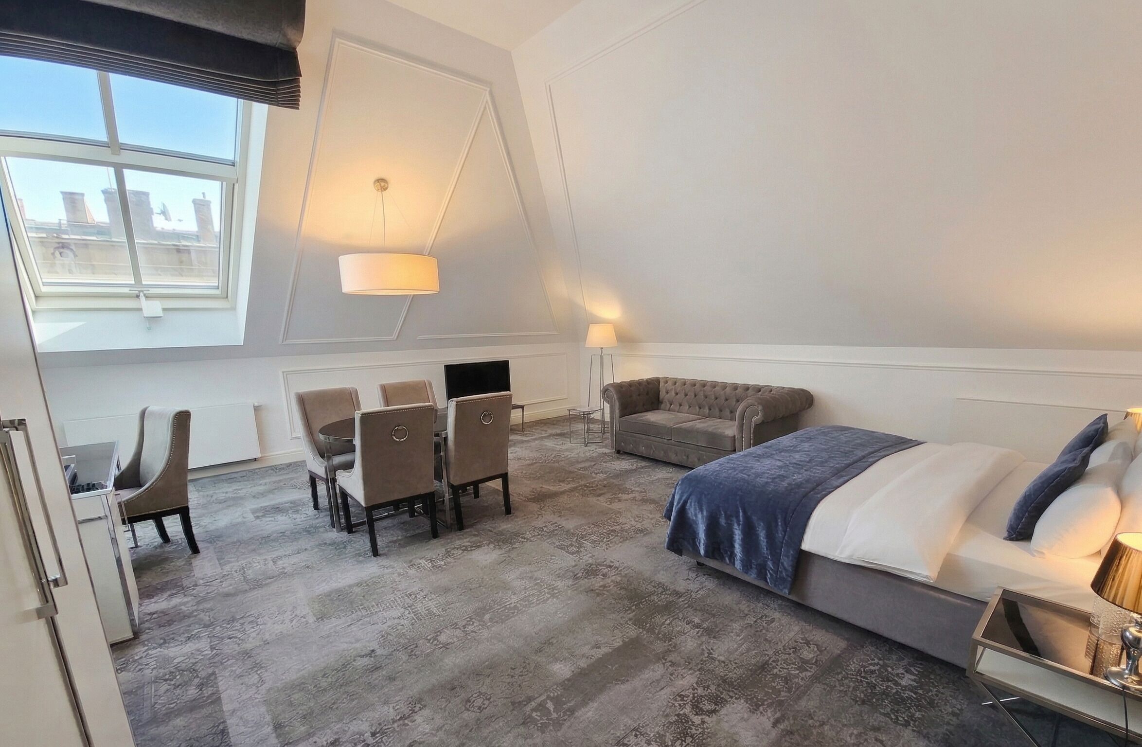 Executive Suite (Sofa Bed) | Premium bedding, minibar, in-room safe, individually decorated