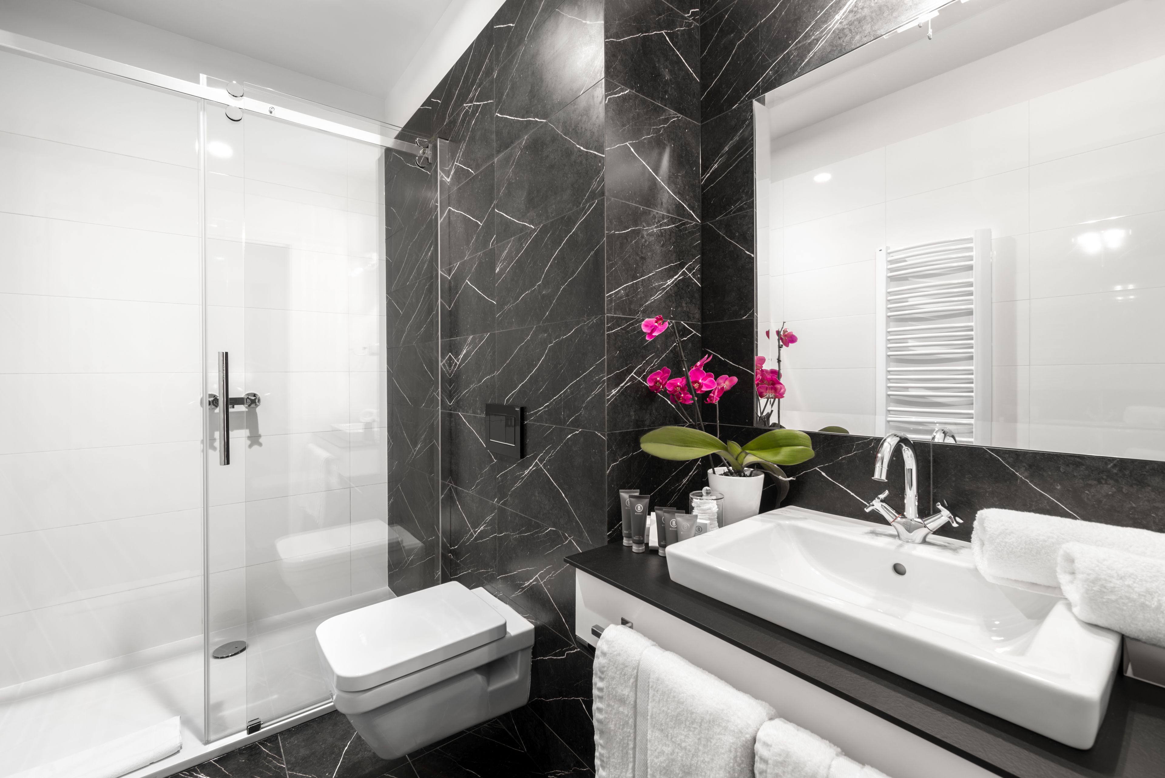 تجهيزات دش، مستلزمات مجانية للعناية الشخصية، مجففات شعر