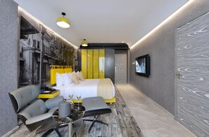 Premium bedding, minibar, in-room safe, desk - Regenta Central Antarim Ahmedabad (Ahmedabad)