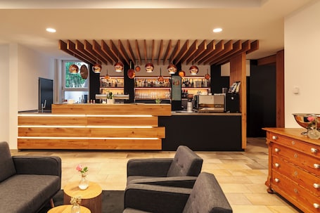 Restaurante. Hotel Kübler