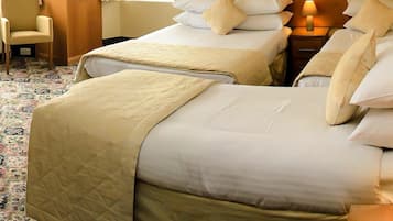 Family Room (x 4 ) | Soundproofing, iron/ironing board, free cribs/infant beds, free WiFi