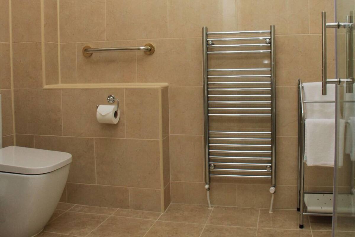 Family Room (x 3 ) | Bathroom | Shower, free toiletries, hair dryer, slippers