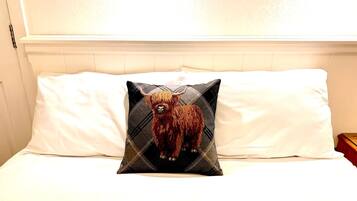 Blackout curtains, iron/ironing board, free cots/infant beds, free WiFi