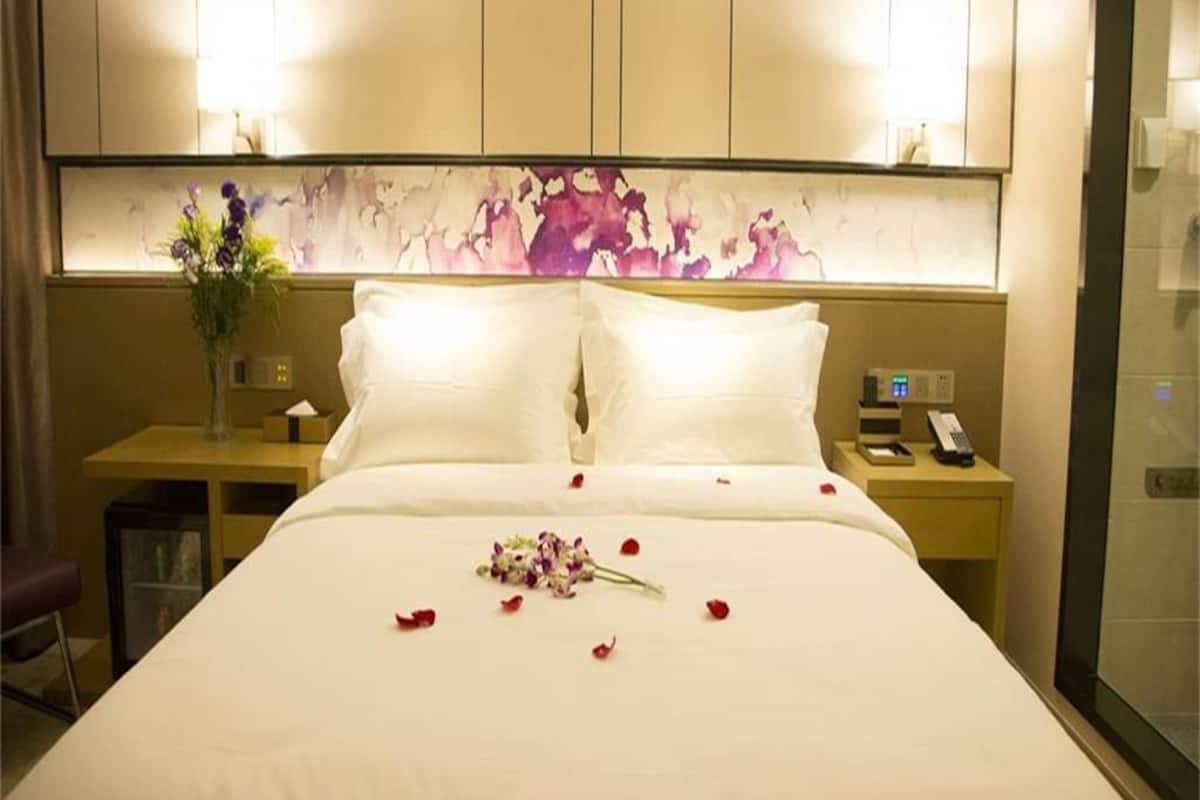 迷你吧、遮光窗簾/窗簾、摺床/加床 (收費)、免費 Wi-Fi