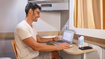 Soundproofing, free WiFi, bed sheets