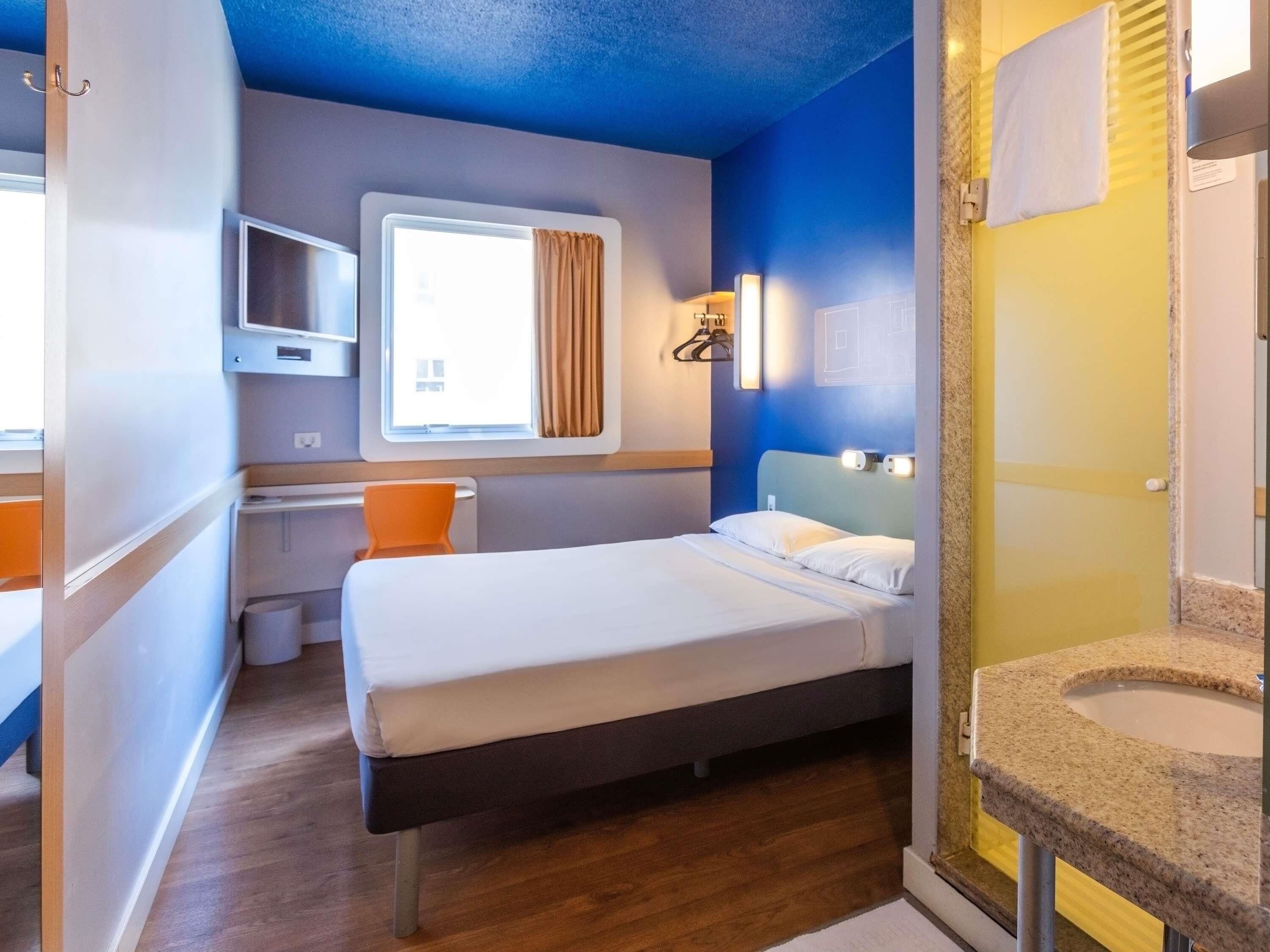 Apartamento standard, 1 cama de casal | Quartos à prova de som, Wi-Fi de cortesia, roupa de cama