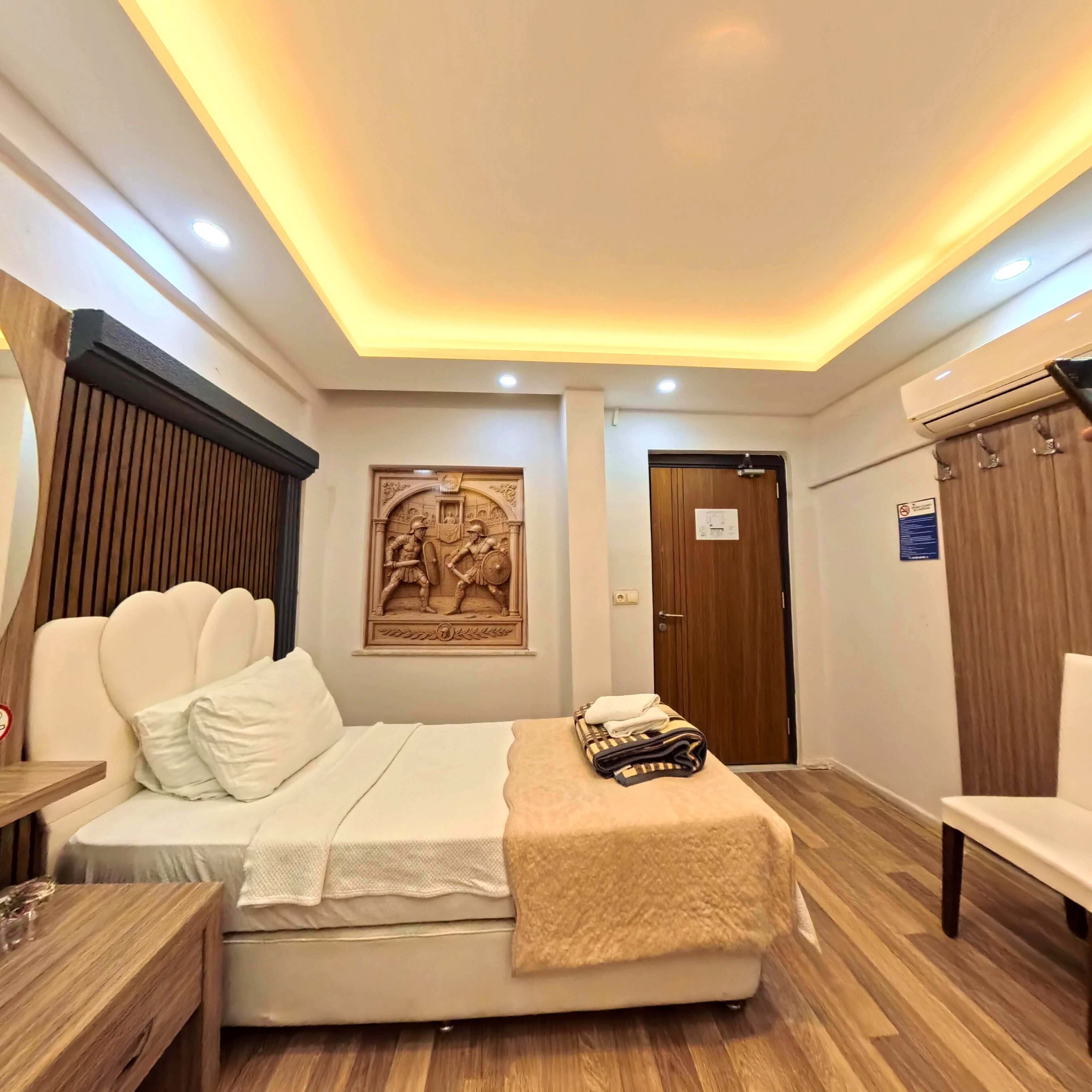 Standard Double Room | 2 bedrooms, Frette Italian sheets, premium bedding, blackout curtains