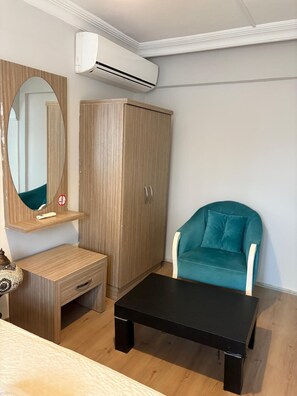 Familjesvit - 1 sovrum - utsikt mot staden | 2 sovrum, sängtillbehör av högsta kvalitet, gratis wi-fi och sängkläder