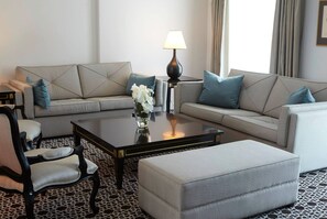 Presidential Suite (Camayenne) | Living room | Flat-screen TV