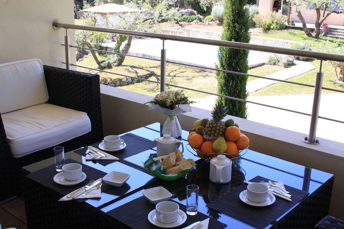 Suite, Private Bathroom (Parentale) | Balcony view