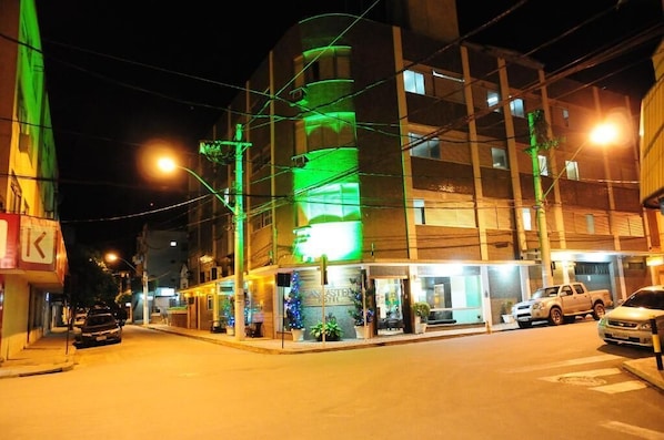 Fachada da propriedade