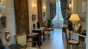 Hall