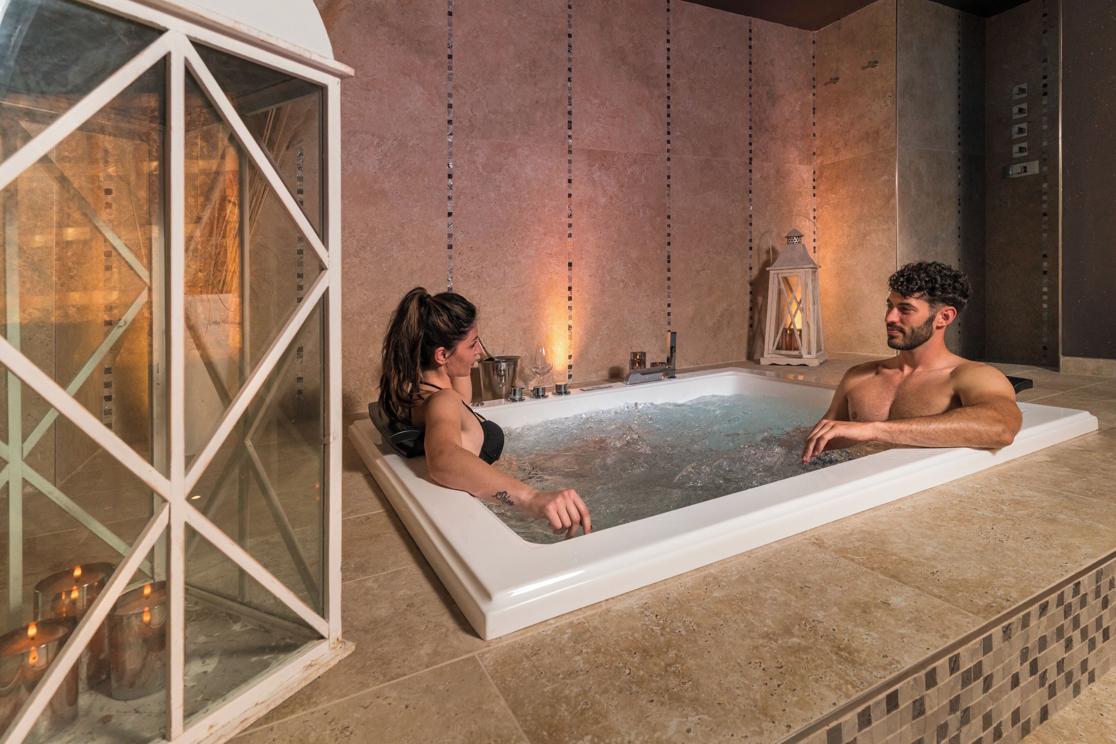 Jetted tub