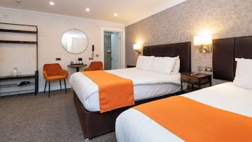 Family Room, Ensuite | 2 bedrooms, free WiFi, bed sheets