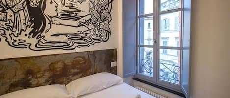 Bureau, lits bébé (gratuits), Wi-Fi gratuit