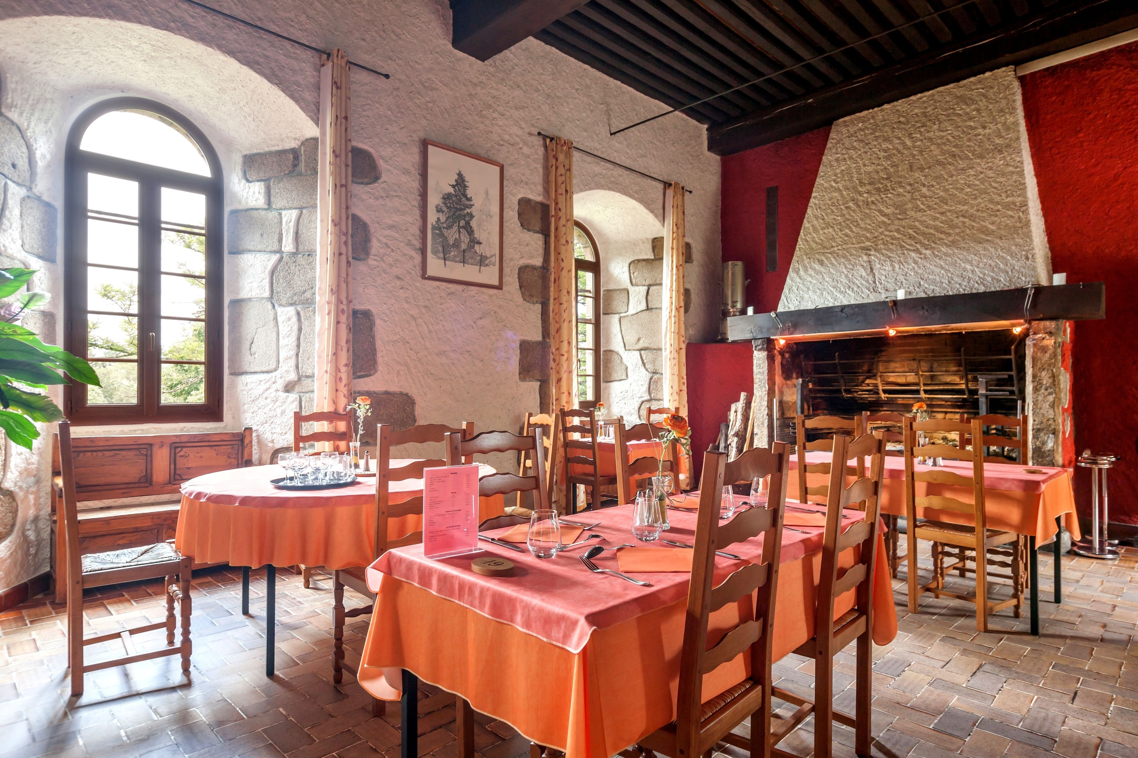 lunch and dinner served, local cuisine