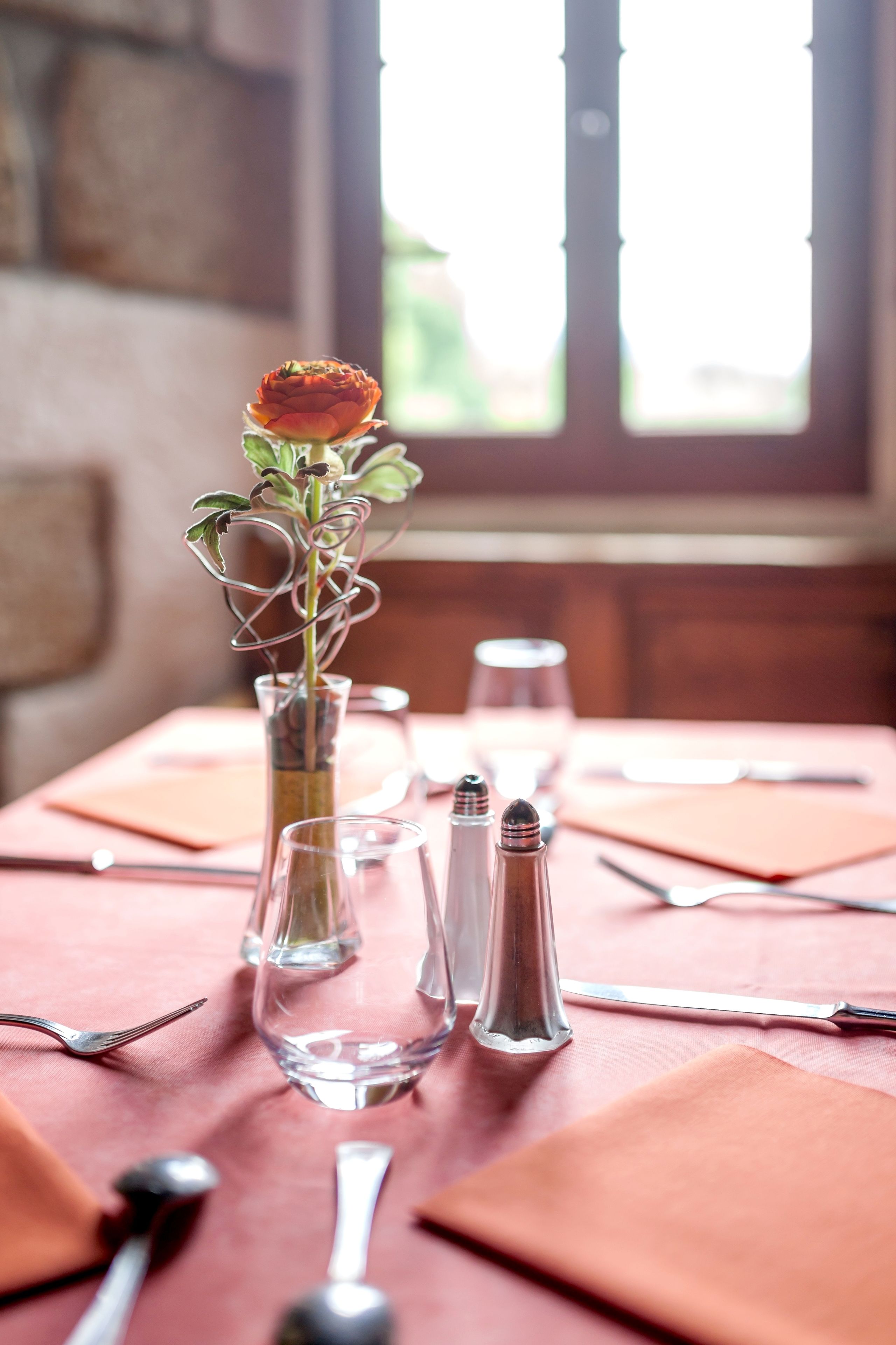 lunch and dinner served, local cuisine