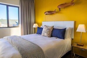 Premium bedding, in-room safe, blackout curtains, soundproofing - Desert Sands Boutique B&B - Self-Catering (Swakopmund)