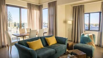 TV màn hình phẳng 42-inch có truyền hình vệ tinh, TV