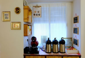 Coffee service