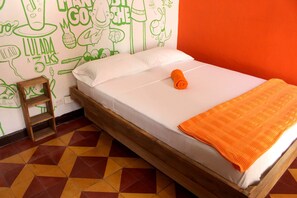 Double Room, Shared Bathroom | Iron/ironing board, free WiFi