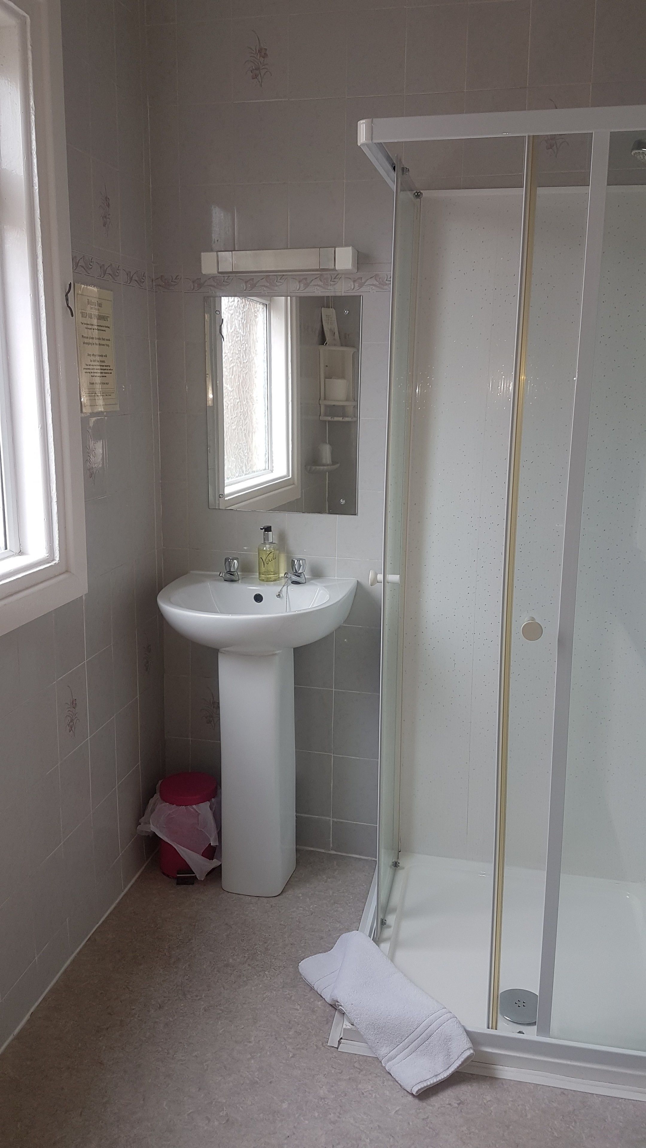 superior double room | bathroom | shower, free toiletries, hair dryer, towels